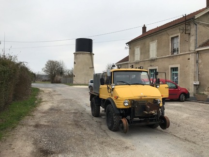 Arrivée de l'Unimog à la gare depuis l'usine Bombardier du Nord