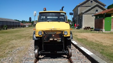 Arrivée de l'Unimog à la gare depuis l'usine Bombardier du Nord
