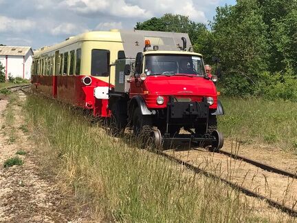 Arrivée de l'Unimog à la gare depuis l'usine Bombardier du Nord